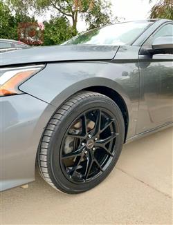 نيسان ألتيما